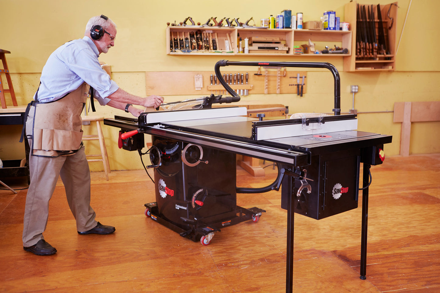 SawStop® 52" Professional Cabinet Saw | Profession T-Glide Fence System | PCS175-TGP252